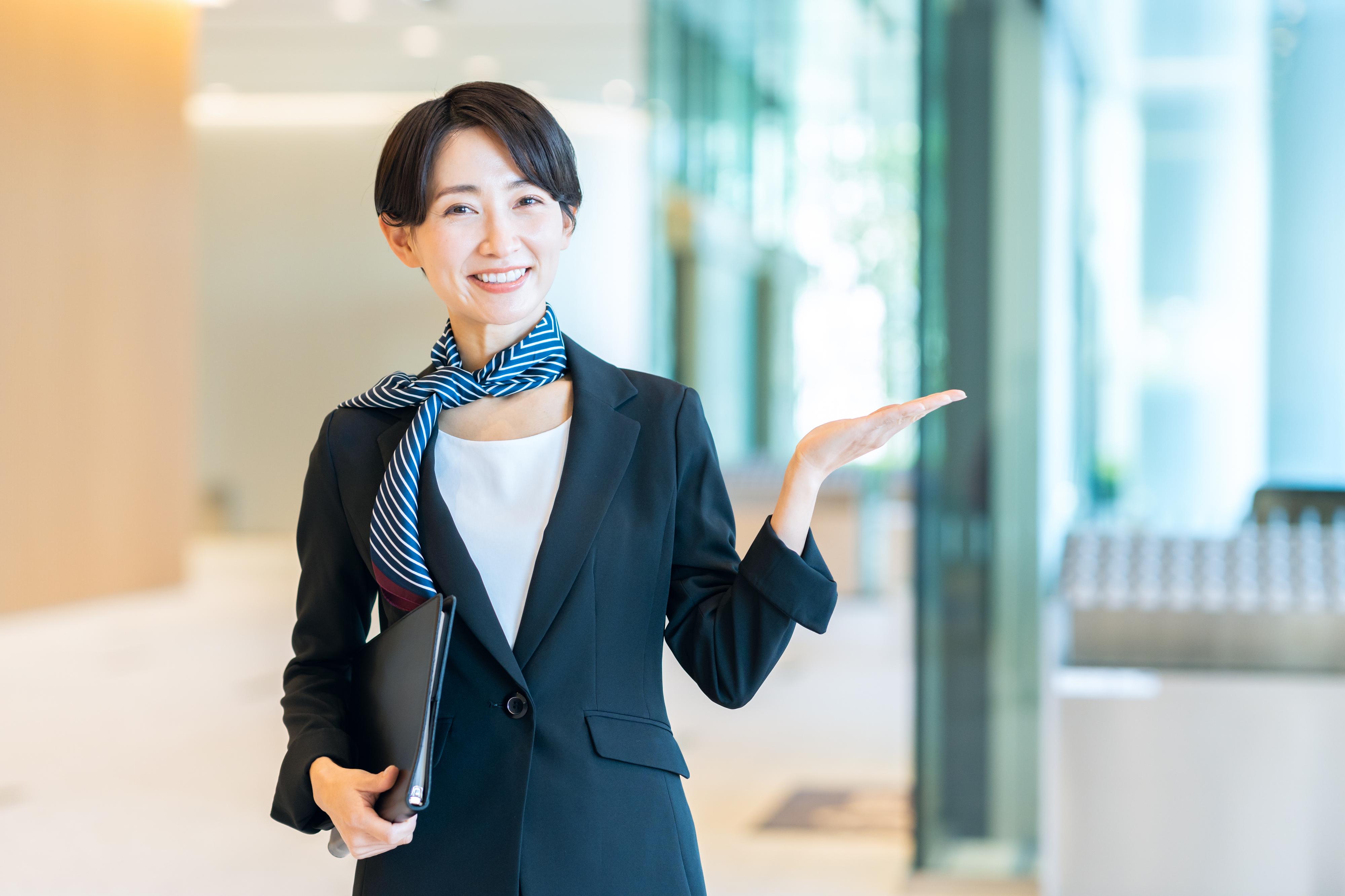 交通費全額支給！輸入車ディーラー受付・事務／時給1650円／残業ほぼなし／川口市